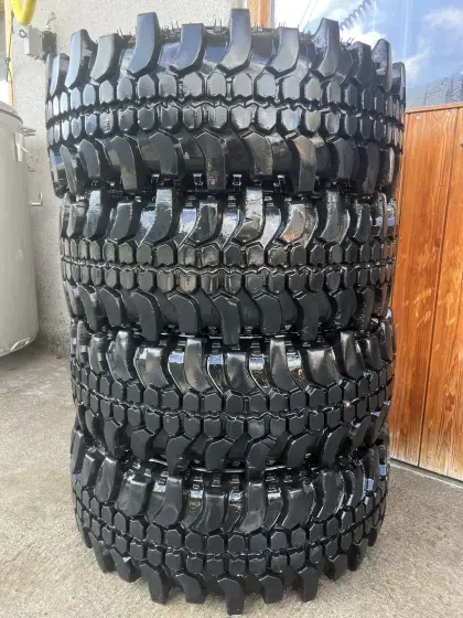 Offroad-Reifen 285/75 R16