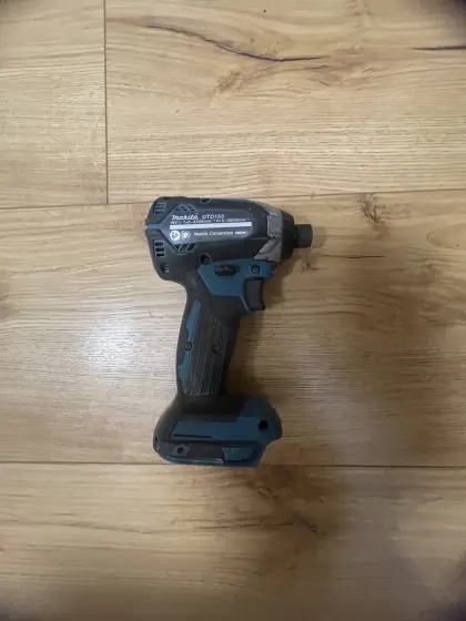 Makita Akku-Schlagschrauber, Akkuschrauber DTD153