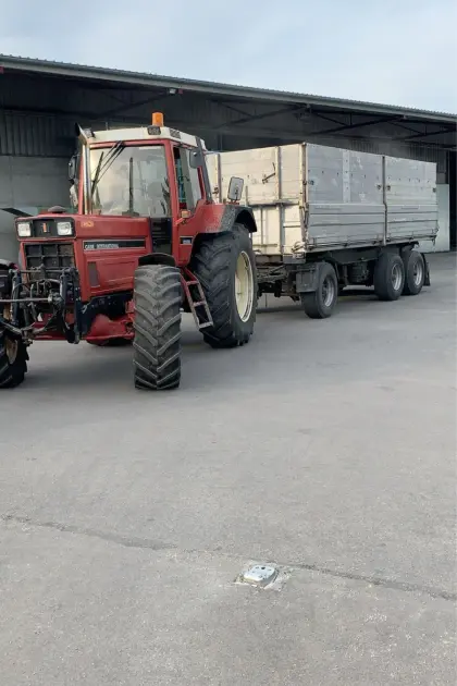 Case International 1255XL