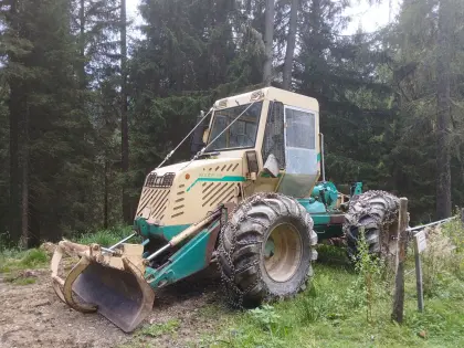 Woody 110 Forstschlepper