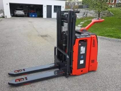 Linde L12 L Hochhubwagen mit Freihub, Gabelstapler, L12 L
