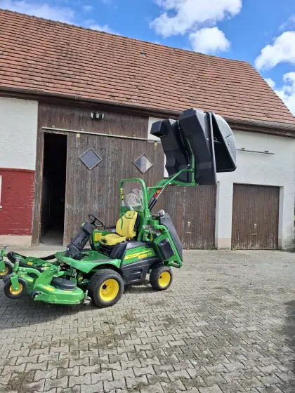 John Deere Frontmäher 1570 TerrainCut