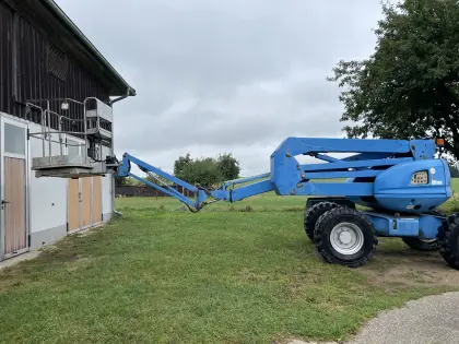 Selbstfahrer Hubsteiger Manitou