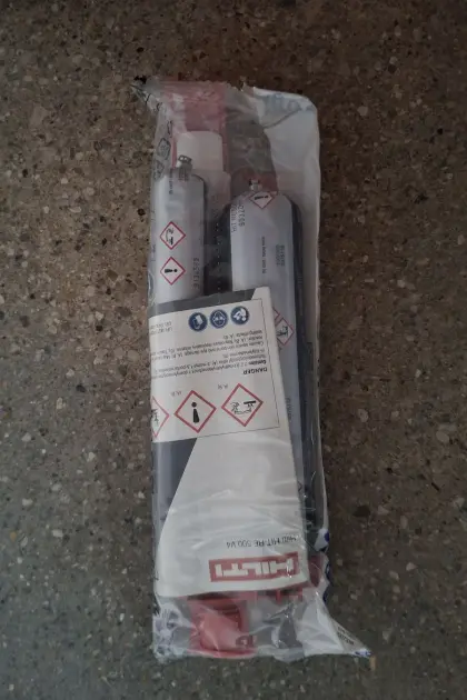 17 Stk. Hilti Hit-RE 500 V4