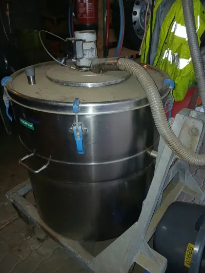Milchtank mit Kühlung