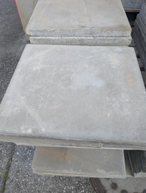Betonplatten 50 x 50 x 4, ca. 170 Stk.