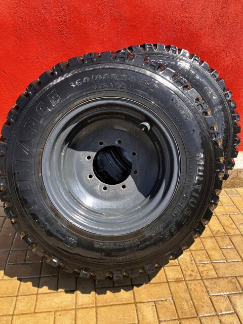 Kommunalbereifung, Traktorreifen Nokian 440/80 R34 und 360/80