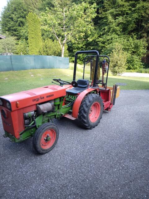 Traktor Agria 4800 mit Seilwinde, Agria 4800