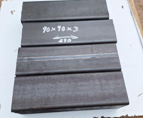 4 Rohrreste 90 x 90 x 3