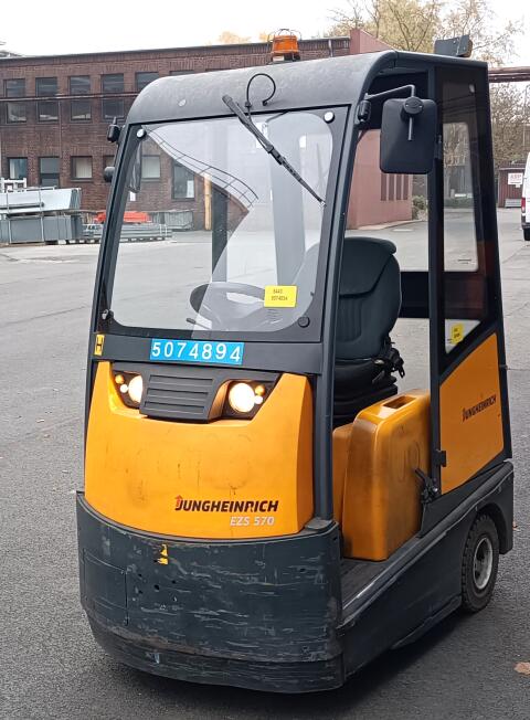 Jungheinrich Schlepper Traktor EZS 570, Bj. 2014, Kabine, brutto