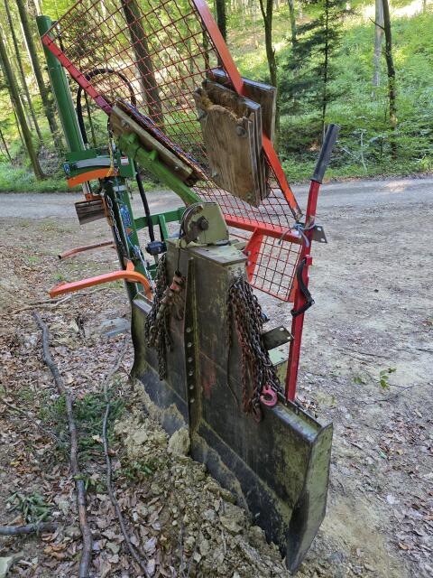 Holzknecht HS 155