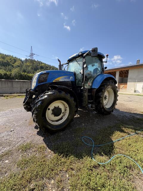 New Holland T6050