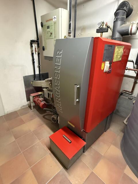 Hargassner Hackgut-Pellets-Heizung WTH 25
