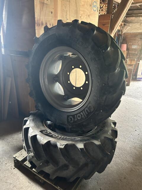 Kompletträder 420/65R24