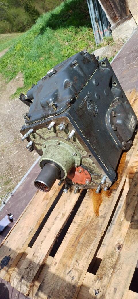 Steyr 8060 Getriebegehäuse TW337