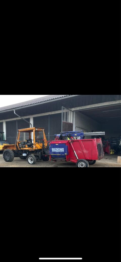 Deutz Intrac 2003