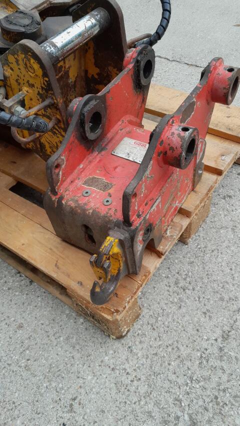 Mechanischer Schnellwechsler/Schwenklöffel