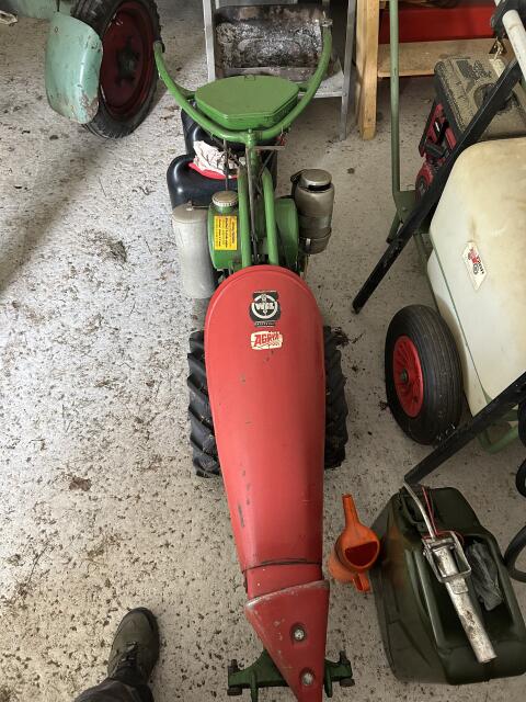 Agria 2300 R Einachs-Motormäher mit 140 cm Mähbalken