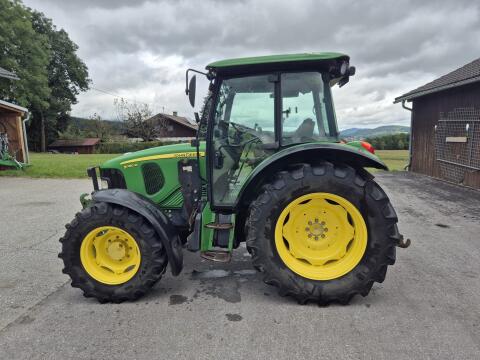 John Deere 5080M