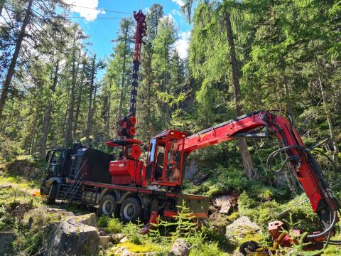 TST 400 3 t GH, aufgebaut auf Mercedes Arocs 3643, TST 400