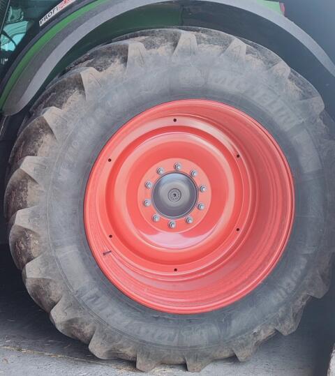 Michelin XeoBib VF 710/60 R42