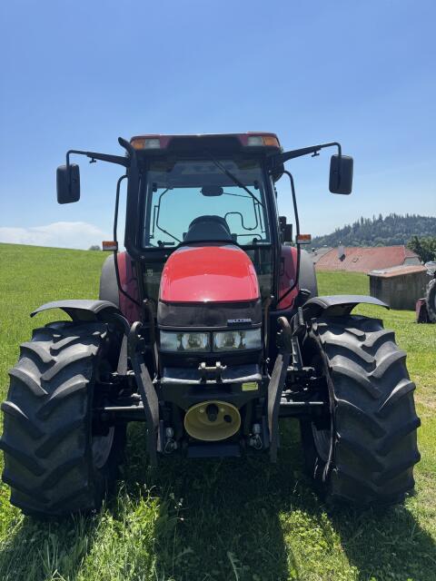 Case JX1100U