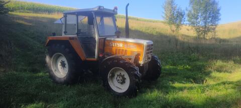 Steyr 8080A mit Frontlader