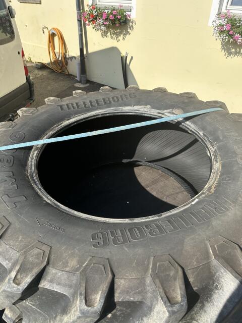 Trelleborg 650/65 R 38