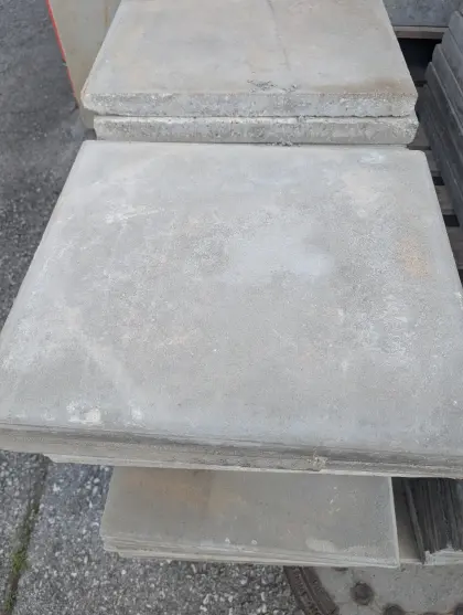 Betonplatten 50 x 50 x 4, ca. 170 Stk.