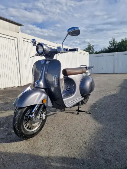 EFO EV2000 el. Vespa