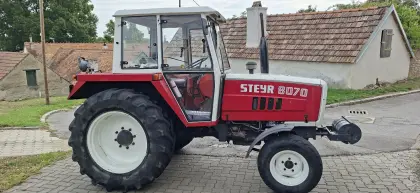Steyr 8070