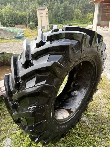 Traktorreifen Pirelli
