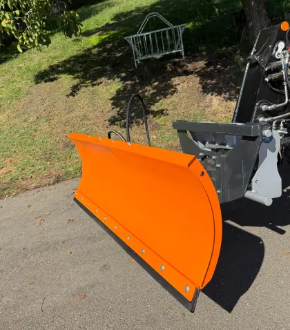 Dominator Schneeschild 200 cm mit Euroaufnahme, schwenkbar
