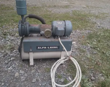 Suche Alfa-Laval Melkmaschine, Vakuumpumpe VP9S