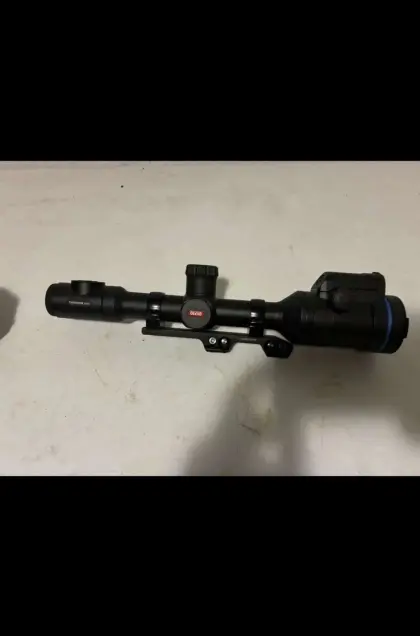 Pulsar DXP 50 Wärmebildzielfernrohr