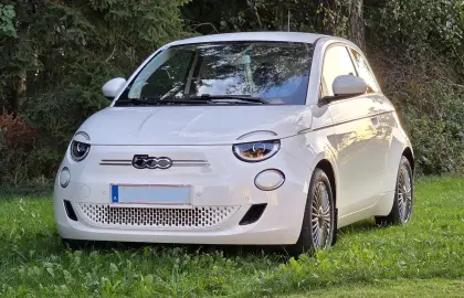 Fiat 500e 42 kWh Akku, CCS-Schnelllader