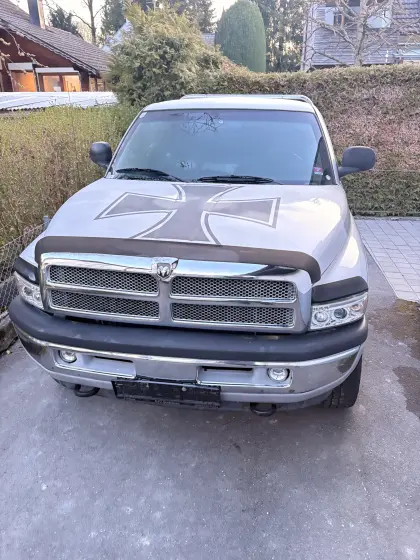 Dodge RAM 1500 5,9 V8