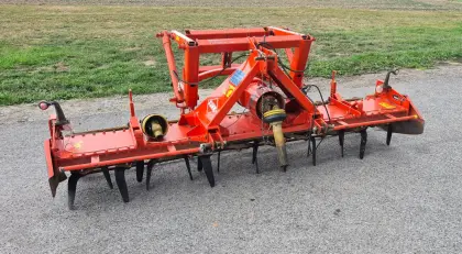 Kreiselegge Kuhn HRB 302D mit hydr. Huckepack