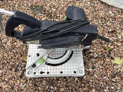 Festool Sym 70 RE Kappsäge, Gehrungssäge