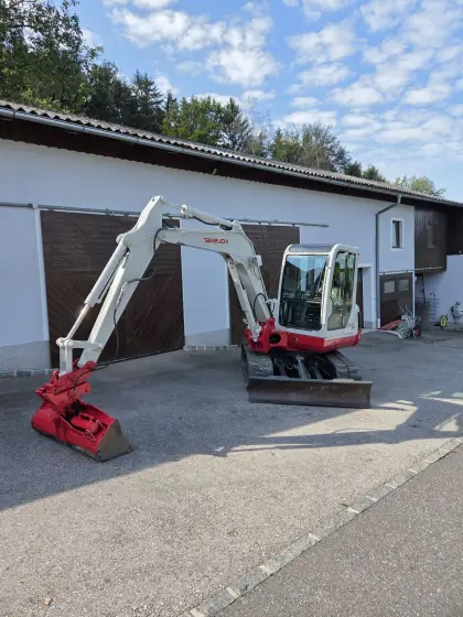 Takeuchi TB 145
