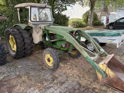 John Deere Lanz 300 mit Frontlader