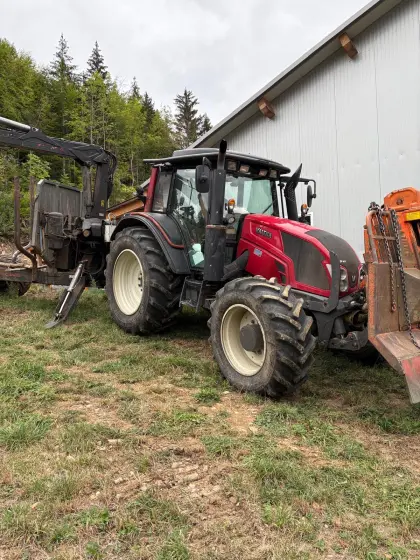 VALTRA 103N HiTech + Kranwagen Palms 15D