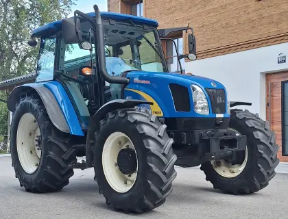 New Holland T5030