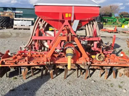 Kuhn Accord Drillkombination (Güttlerwalze, Scheibenschare)