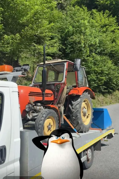 Traktor-Dach Fritz Meier