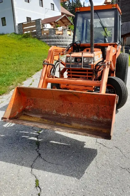 Kubota L2850