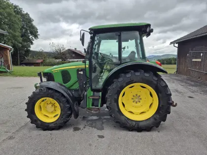 John Deere 5080M