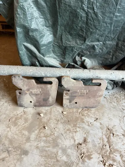 2 Stk. Steyr Plus Frontgewichte