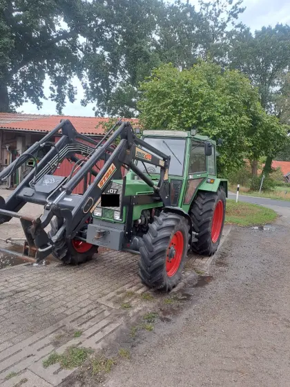 Fendt Farmer 108 LSA (FWA 278 S) m. Stoll Robust F15 Frontlader