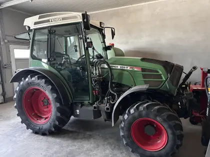 Weinbautraktor Fendt 209 F